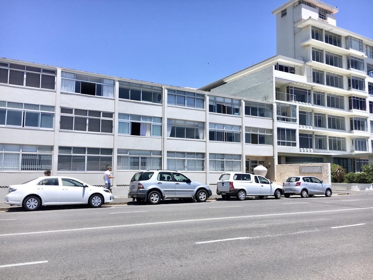 Apartamento Sandringham Bachelor Beach Road Bloubergstrand Exterior foto